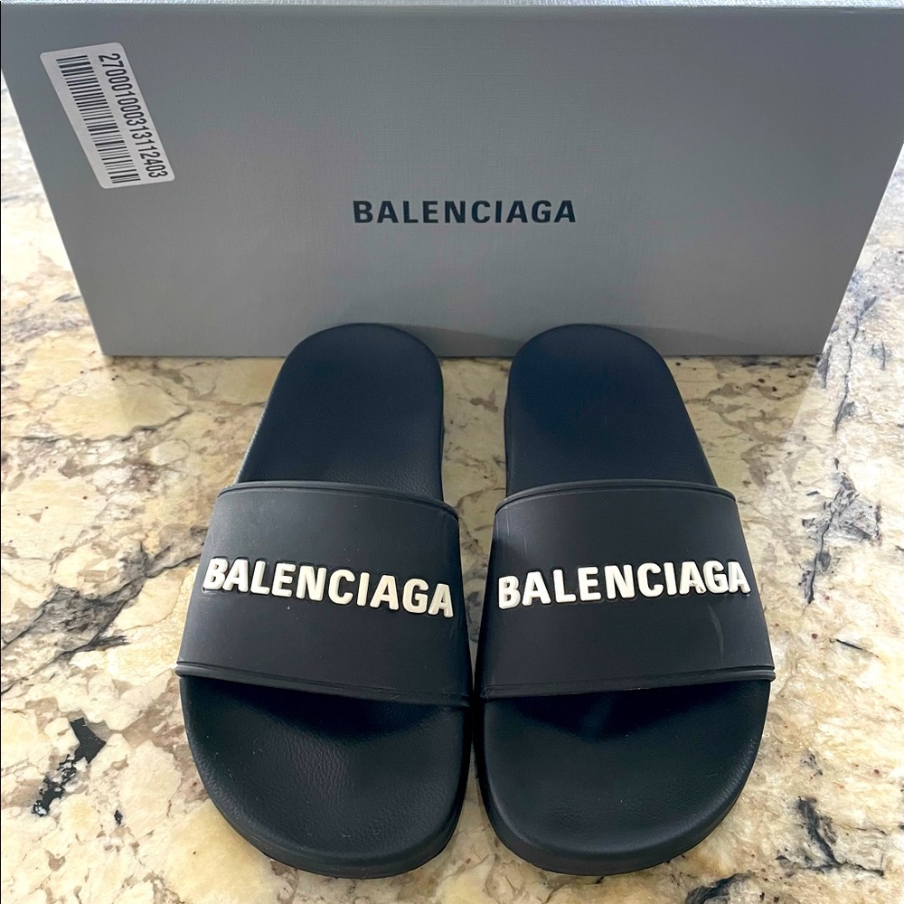 Balenciaga Pool Slides